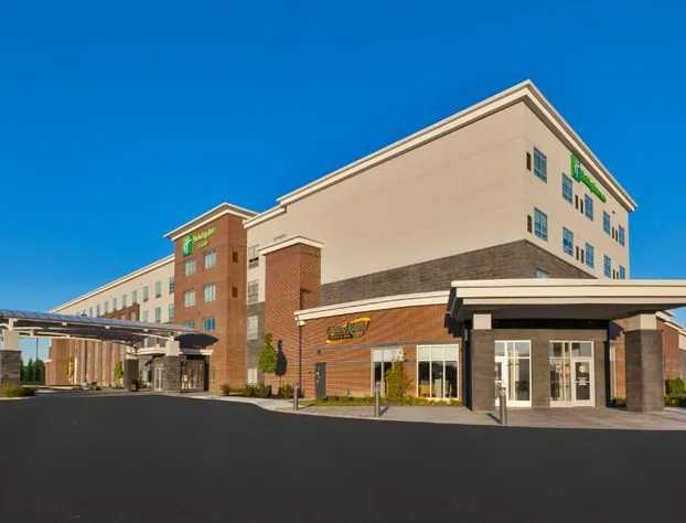 Holiday Inn & Suites Toledo Southwest - Perrysburg by IHG hotel detail image 3