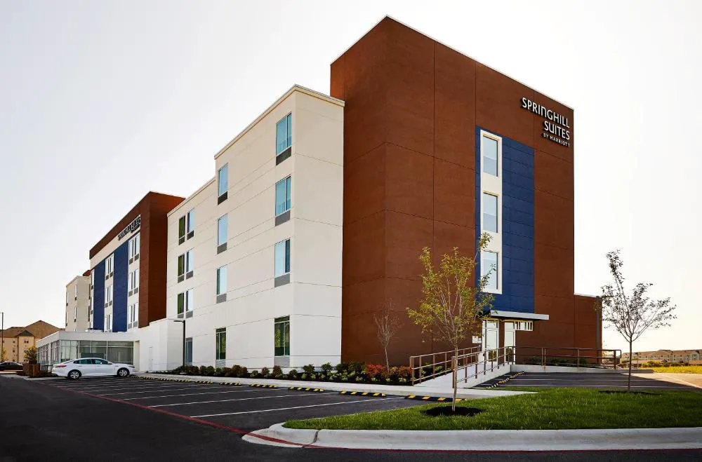 SpringHill Suites by Marriott Springfield North hotel hero