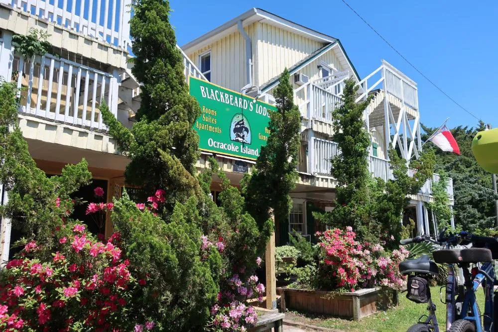 Blackbeard's Lodge hotel hero