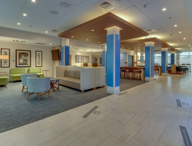 Holiday Inn Express & Suites Union City by IHG hotel detail image 2