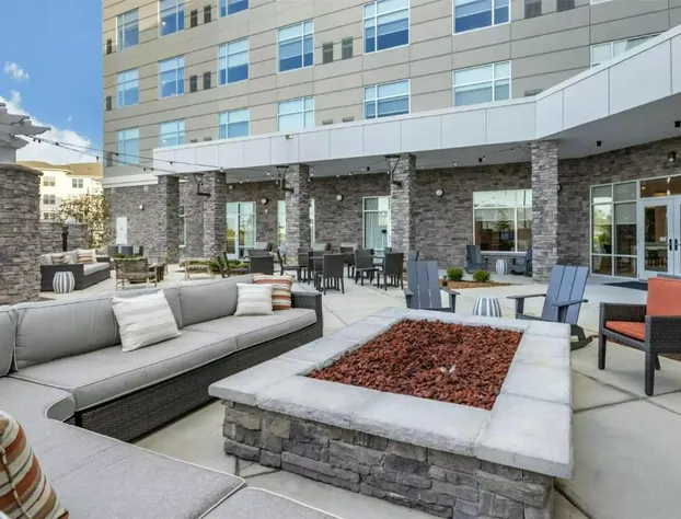 DoubleTree by Hilton Greenville Woodruff Road hotel detail image 3
