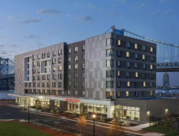 Hilton Garden Inn Camden Waterfront Philadelphia hotel detail image 1