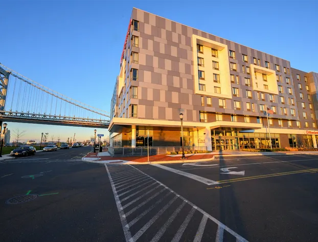 Hilton Garden Inn Camden Waterfront Philadelphia hotel detail image 2