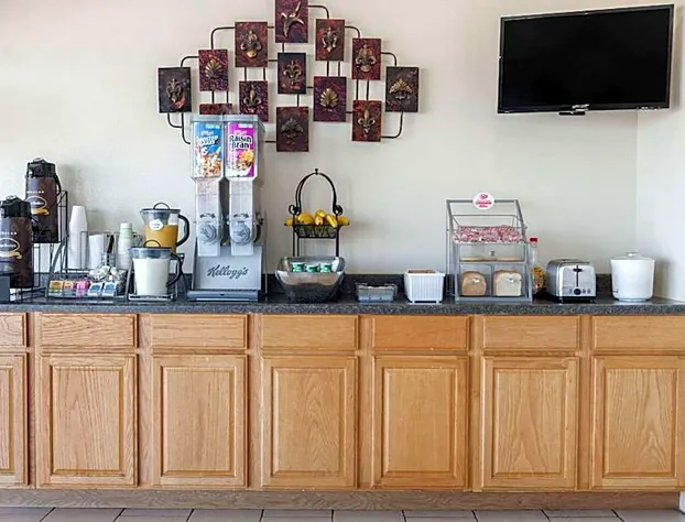 Super 8 By Wyndham Mcalester hotel detail image 4