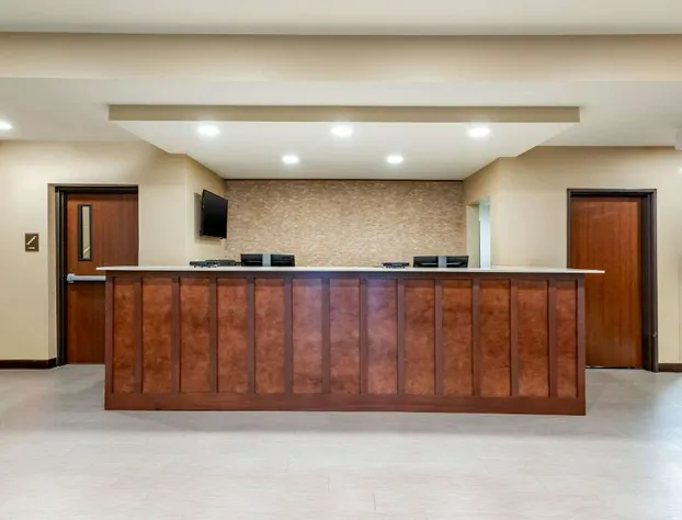 Comfort Inn & Suites West Des Moines hotel detail image 2