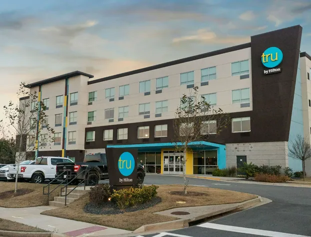 Tru By Hilton Greensboro Lake Oconee hotel detail image 3