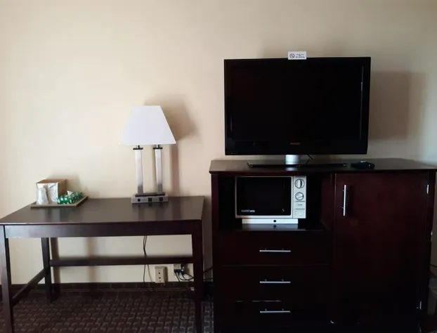 Baymont By Wyndham East Ridge - Chattanooga hotel detail image 3