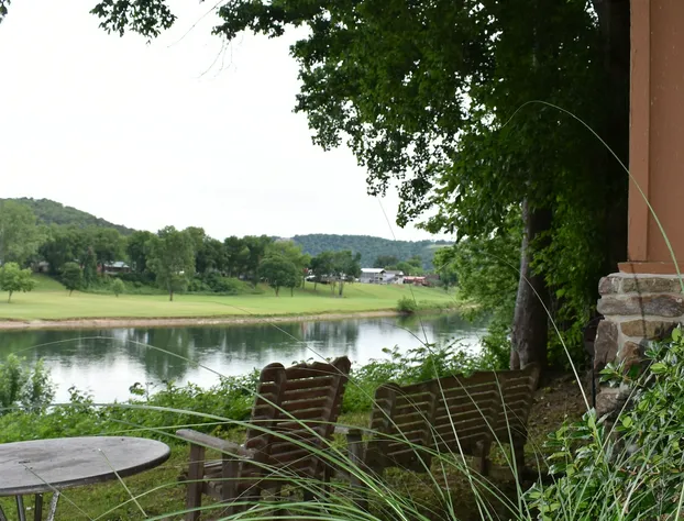 Jack's White River Fishing Resort hotel detail image 4