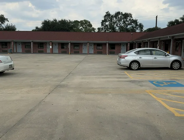 Luxury Inn and Suites hotel detail image 4