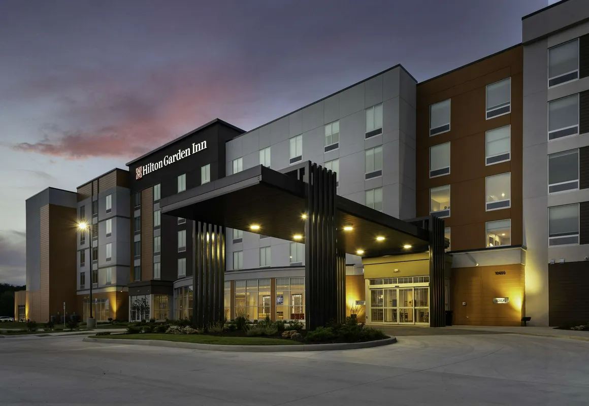 Hilton Garden Inn Fort Wayne North hotel hero