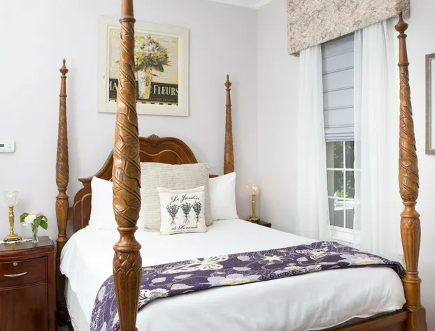 Burke Manor Inn & Pavilion hotel detail image 3