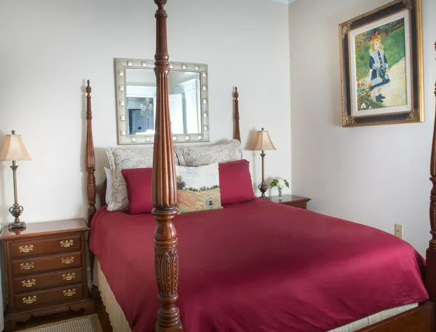 Burke Manor Inn & Pavilion hotel detail image 4