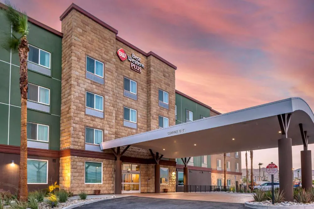 Best Western Plus Coachella Valley Inn & Suites hotel hero