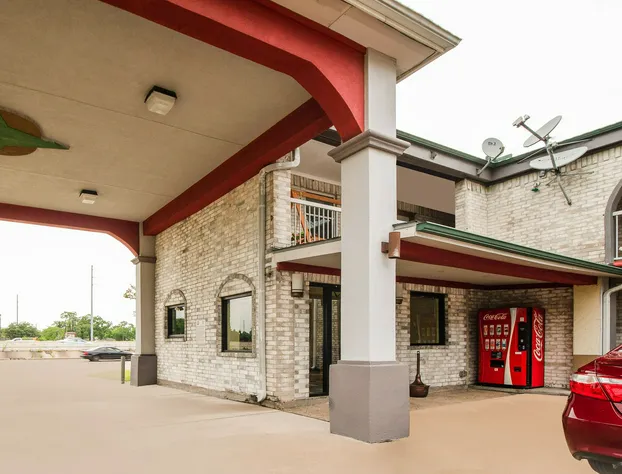 Hotel Houston I-69 & I-610 hotel detail image 1