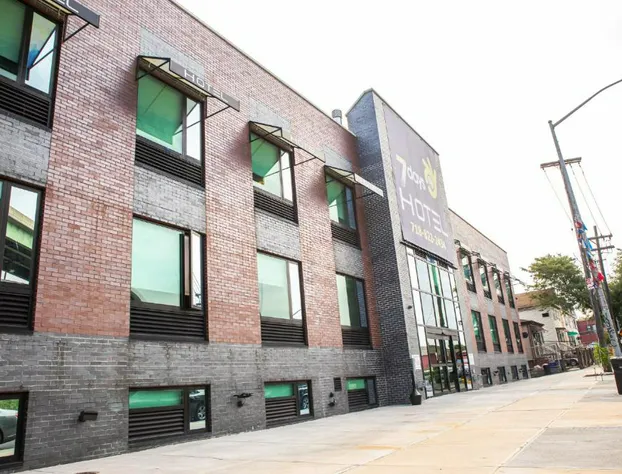 7 Days Hotel Bronx hotel detail image 1