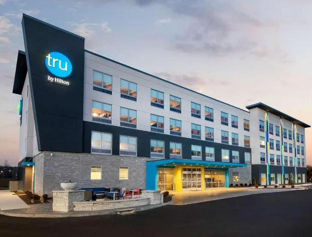 TRU BY Hilton Sharonville hotel detail image 1