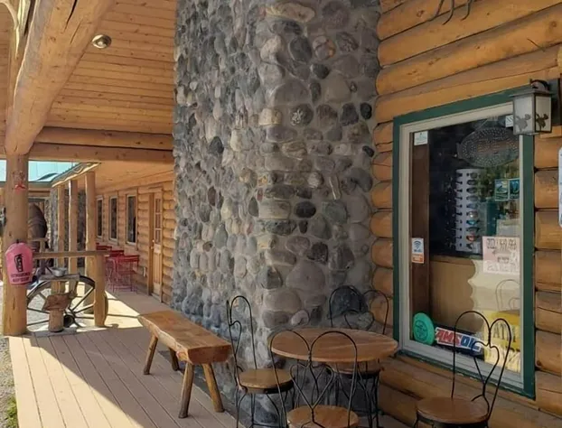 Lava Mountain Lodge hotel detail image 3