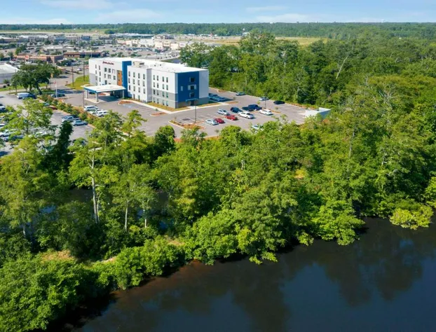 Hampton Inn & Suites D'Iberville Biloxi hotel detail image 2