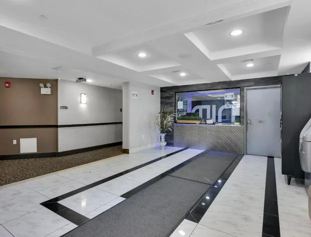 Hotel Mint JFK Airport hotel detail image 2