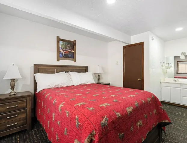 SoCal Vacations - Village Inn hotel detail image 4