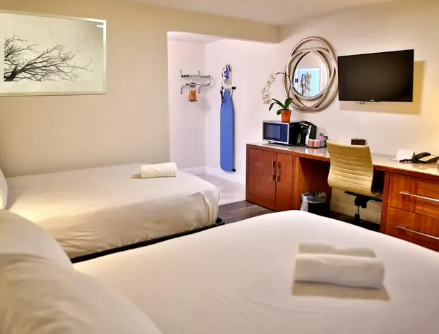 Travelodge by Wyndham Crescent City hotel detail image 2