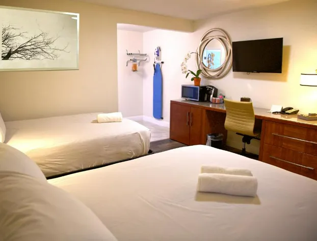 Travelodge by Wyndham Crescent City hotel detail image 3