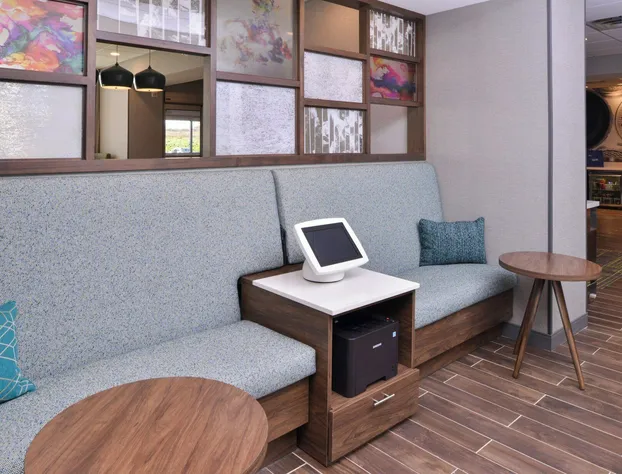 Lakeville Inn hotel detail image 1