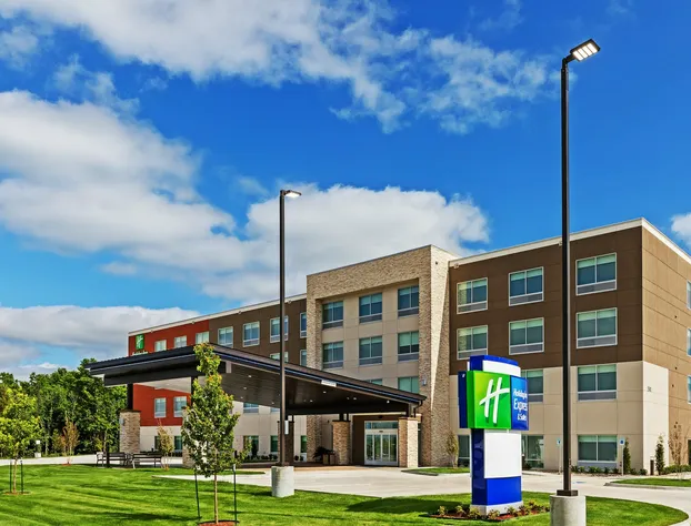 Holiday Inn Express & Suites Parsons by IHG hotel detail image 2