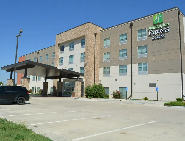 Holiday Inn Express & Suites Liberal by IHG hotel detail image 1