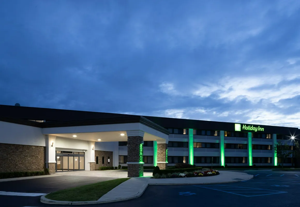 Holiday Inn Long Island-Islip Arpt East by IHG hotel hero