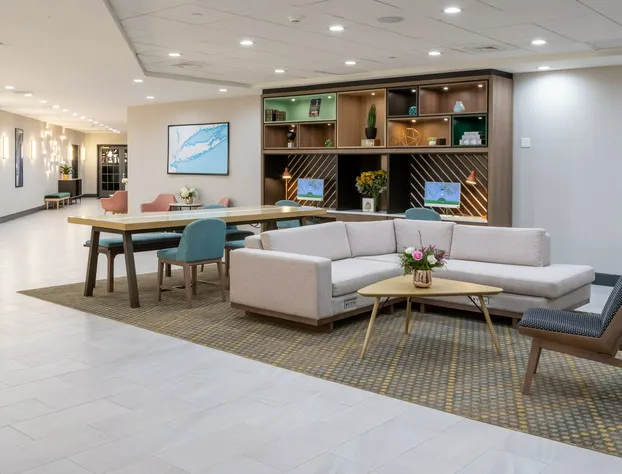 Holiday Inn Long Island-Islip Arpt East by IHG hotel detail image 2