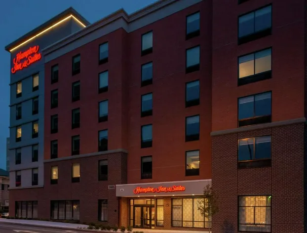 Hampton Inn & Suites Winston-Salem Downtown hotel detail image 1