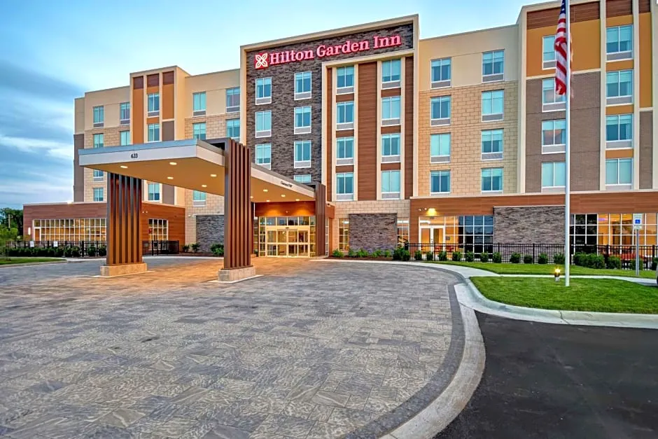 Hilton Garden Inn Lansing West hotel hero