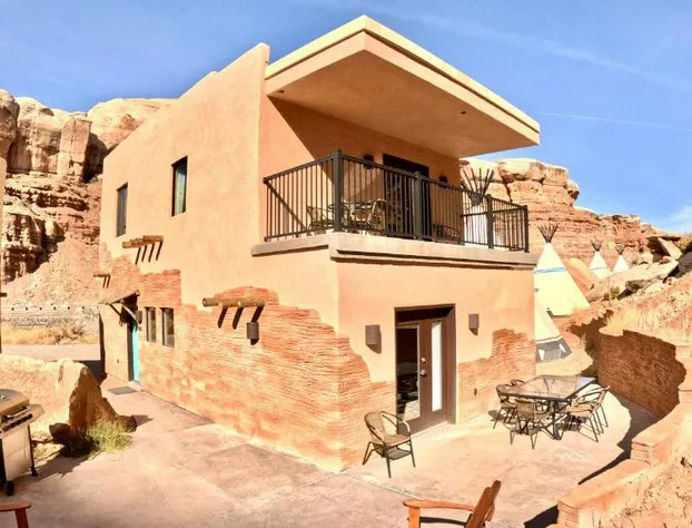 Bluff Dwellings Resort hotel detail image 1