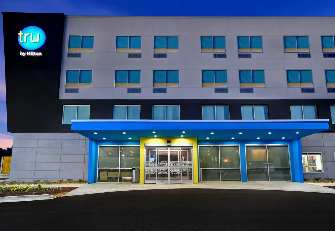 Tru by Hilton West Memphis, AR hotel hero