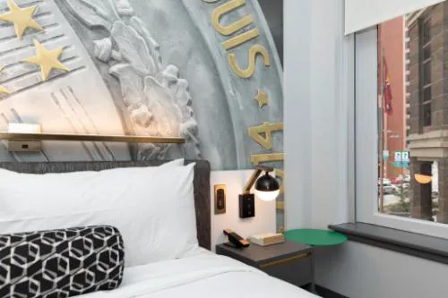 Hotel Indigo St. Louis - Downtown by IHG hotel detail image 2