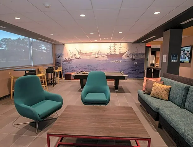 Tru By Hilton Norfolk Airport hotel detail image 2