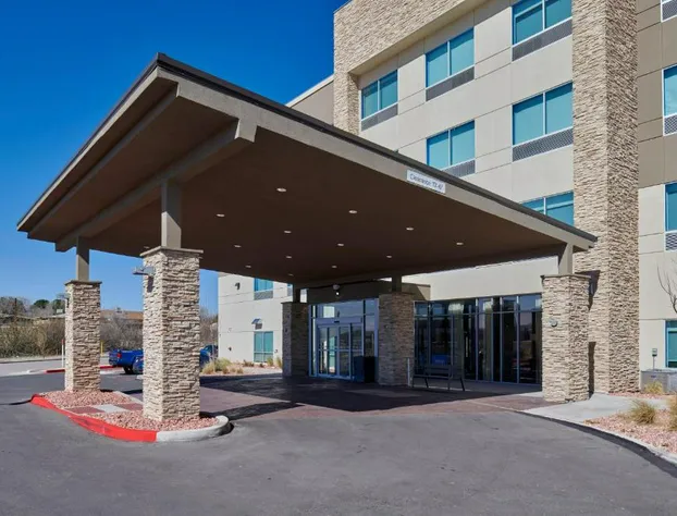 Holiday Inn Express & Suites El Paso - Sunland Park Area by IHG hotel detail image 3