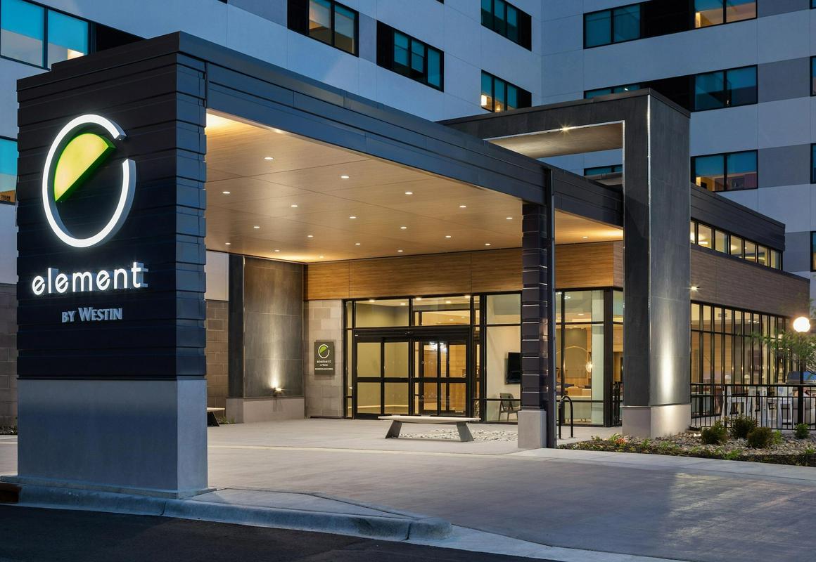 Element Bloomington Mall of America hotel hero