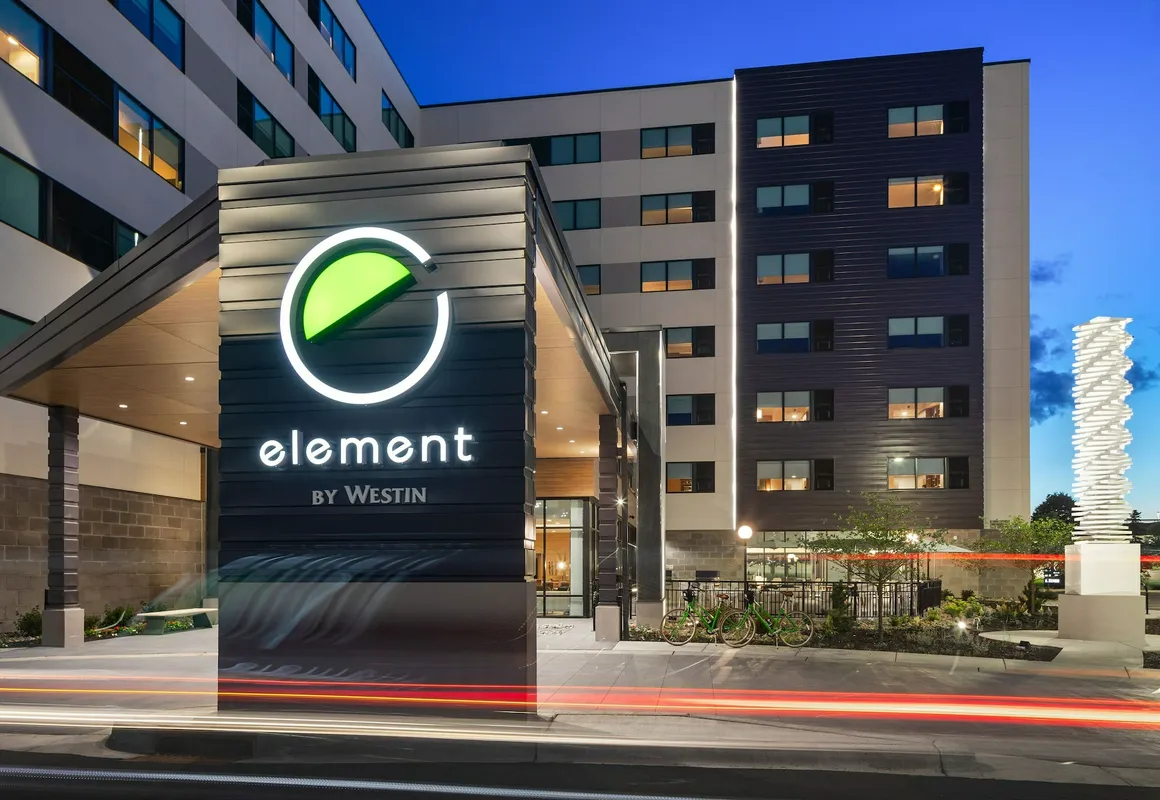 Element Bloomington Mall of America hotel hero