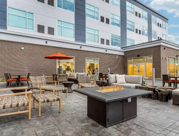 Cambria Hotel Milwaukee Downtown hotel detail image 4