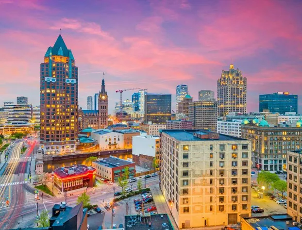 Cambria Hotel Milwaukee Downtown hotel detail image 1