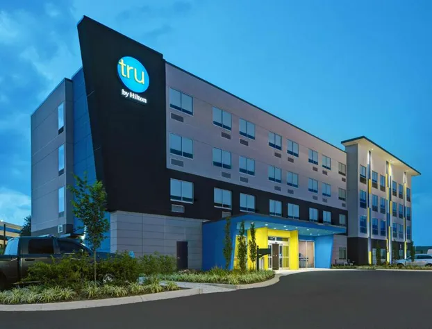 Tru by Hilton Knoxville West Turkey Creek hotel detail image 1