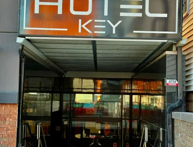 Hotel Key LaGuardia Airport hotel detail image 3