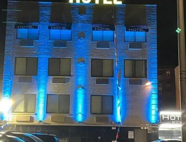 Hotel Key LaGuardia Airport hotel detail image 3