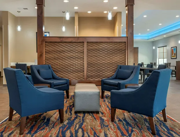 Comfort Suites Dry Ridge hotel detail image 3