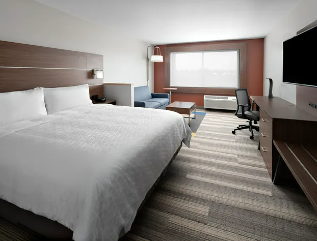 Holiday Inn Express & Suites Elkhorn - Lake Geneva Area by IHG hotel detail image 4