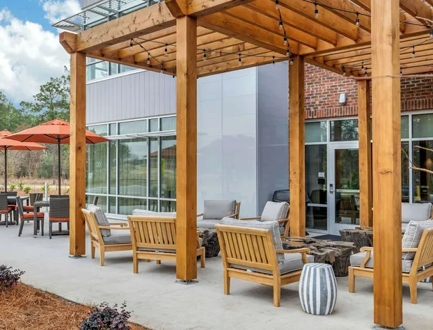 DoubleTree by Hilton Summerville Nexton hotel detail image 4