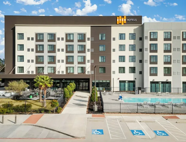 EVEN Hotel Shenandoah - The Woodlands by IHG hotel detail image 2