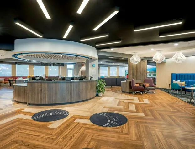 Tru by Hilton Knoxville North I75 hotel detail image 3